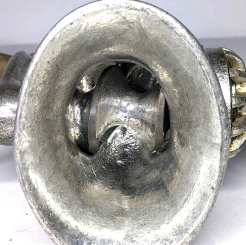 Vintage Porkert No 2 Solid Steel Meat Grinder Made In Czechoslovakia - Picture 9 of 9